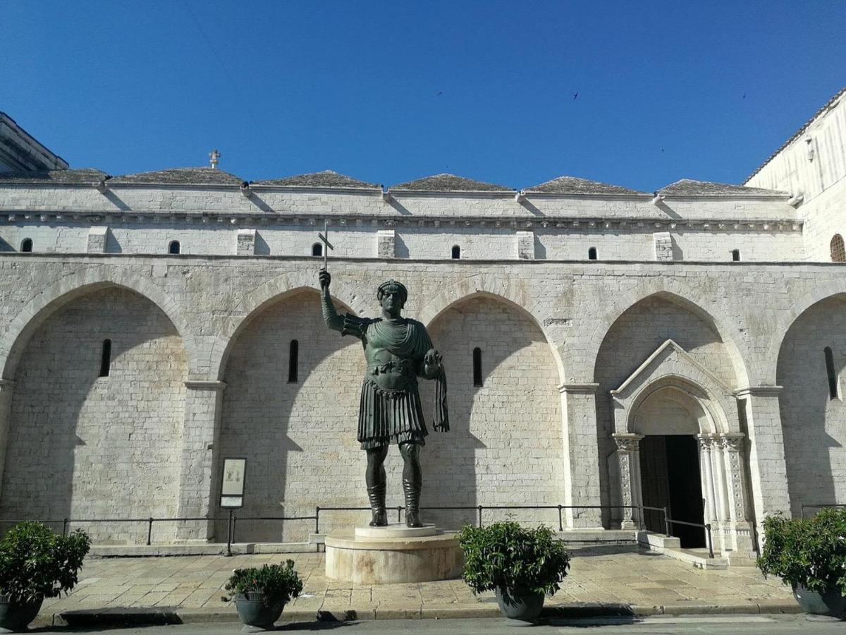 Castelduomo Dimore Deluxe Barletta Bagian luar foto
